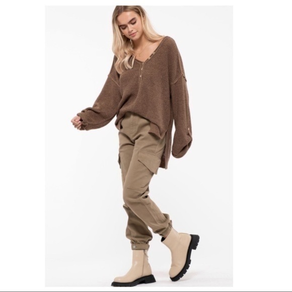 MOCHA JAVA Henley Sweater - Picture 5 of 9